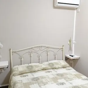  Bed & Breakfast Via Dei Mille 9 Italia